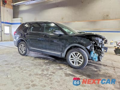Czwarte zdjęcie samochodu z boku: 2018 FORD EXPLORER X VIN:1FM5K8D81JGA95011 - miniatura