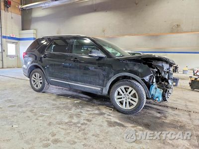 Czwarte zdjęcie samochodu z boku: 2018 FORD EXPLORER XLT VIN:1FM5K8D81JGA95011 - miniatura