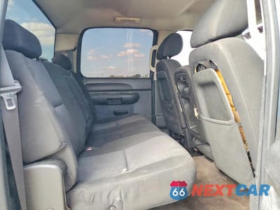 Zdjęcie 10 z 11 samochodu: 2010 GMC SIERRA C1500 SL VIN:3GTRCUEA7AG257421 - miniatura