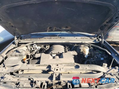 Zdjęcie 12 z 13 samochodu: 2018 CHEVROLET SUBURBAN C1500 LT VIN:1GNSCHKC6JR390578 - miniatura