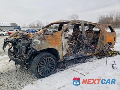 2023 CHEVROLET SUBURBAN K1500 PREMIER 1GNSKFKL4PR239593 - główne zdjęcie licytacji z USA - miniatura
