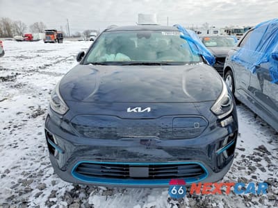 Piąte zdjęcie samochodu w środku: 2022 KIA NIRO ELECTRIC EX VIN:KNDCC3LG1N5138574 - miniatura