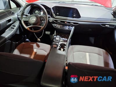 Zdjęcie 8 z 12 samochodu: 2021 HYUNDAI SONATA SEL VIN:KMHL64JA3MA148827 - miniatura