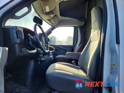 Zdjęcie 7 z 13 samochodu: 2021 CHEV EXPRESS G3500 VIN:1GB3GRC7XM1311980 - miniatura