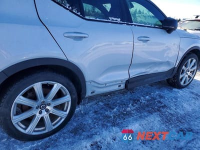 Zdjęcie 13 z 13 samochodu: 2021 VOLVO XC40 RECHARGE VIN:YV4ED3UR8M2564538 - miniatura