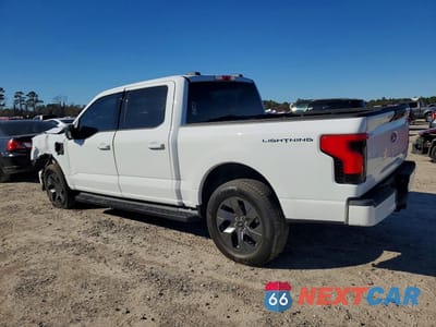 Drugie zdjęcie samochodu z przodu: 2025 FORD F150 LIGHTNING XLT VIN:1FT6W3LU5SWG17547 - miniatura