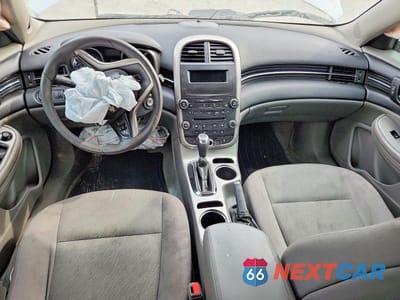 Zdjęcie 8 z 12 samochodu: 2014 CHEVROLET MALIBU LS VIN:1G11B5SL0EF228922 - miniatura