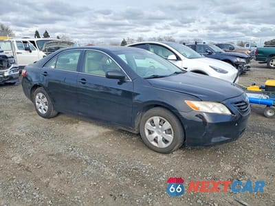 Czwarte zdjęcie samochodu z boku: 2007 TOYOTA CAMRY LE VIN:JTNBE46K673063408 - miniatura