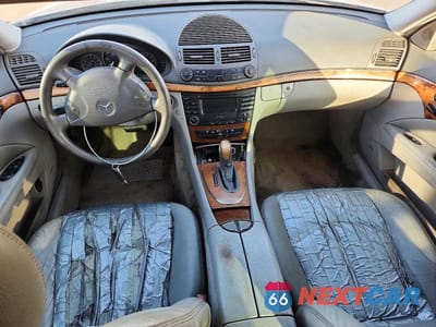 Zdjęcie 8 z 11 samochodu: 2003 MERCEDES-BENZ E 320 VIN:WDBUF65J23A232228 - miniatura