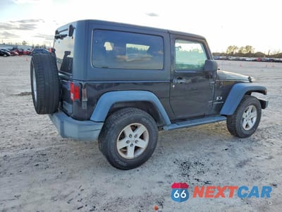 Trzecie zdjęcie samochodu z tyłu: 2008 JEEP WRANGLER X VIN:1J4FA241X8L516781 - miniatura