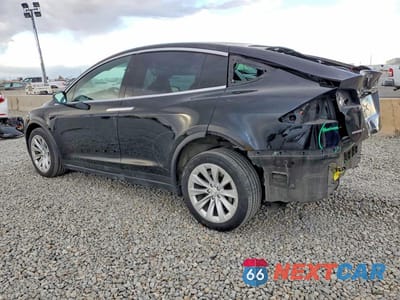Drugie zdjęcie samochodu z przodu: 2017 TESLA MODEL X VIN:5YJXCBE20HF041799 - miniatura