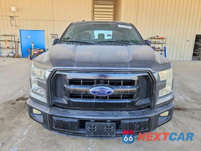 Piąte zdjęcie samochodu w środku: 2016 FORD F150 SUPERCREW VIN:1FTEW1CP9GKF90720 - miniatura
