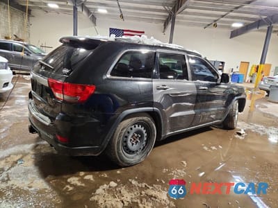 Trzecie zdjęcie samochodu z tyłu: 2013 JEEP GRAND CHEROKEE OVERLAND VIN:1C4RJFCT9DC600193 - miniatura