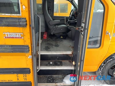 Piąte zdjęcie samochodu w środku: 2012 CHEVROLET EXPRESS G3500 VIN:1GB3G2BL1C1168096 - miniatura