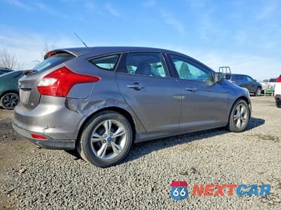 Trzecie zdjęcie samochodu z tyłu: 2013 FORD FOCUS SE VIN:1FADP3K24DL184348 - miniatura