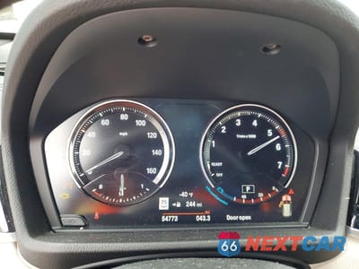 Zdjęcie 9 z 13 samochodu: 2021 BMW X1 SDRIVE28I VIN:WBXJG7C09M5T30073 - miniatura