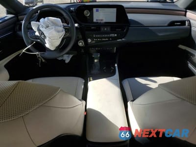 Zdjęcie 8 z 12 samochodu: 2024 LEXUS ES 350 VIN:58ADZ1B18RU175982 - miniatura
