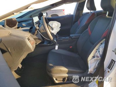 Zdjęcie 7 z 14 samochodu: 2026 TOYOTA PRIUS PLUG-IN HYBRID XSE VIN:JTDACACU9T3054500 - miniatura
