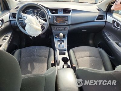 Zdjęcie 8 z 13 samochodu: 2018 NISSAN SENTRA S VIN:3N1AB7AP5JY309671 - miniatura