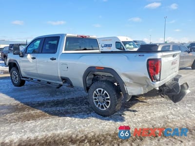 Drugie zdjęcie samochodu z przodu: 2022 GMC SIERRA K3500 VIN:1GT49SEY6NF104286 - miniatura