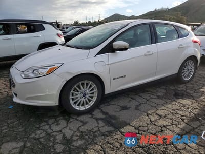 2017 FORD FOCUS BEV 1FADP3R49HL314735 - główne zdjęcie licytacji z USA - miniatura