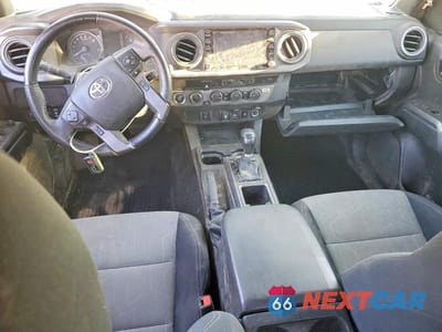 Zdjęcie 8 z 12 samochodu: 2022 TOYOTA TACOMA DOUBLE CAB VIN:3TMDZ5BN5NM139929 - miniatura