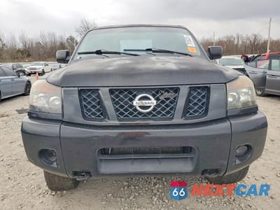 Piąte zdjęcie samochodu w środku: 2010 NISS TITAN VIN:1N6BA0EC0AN303869 - miniatura