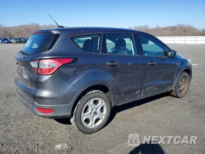 Trzecie zdjęcie samochodu z tyłu: 2017 FORD ESCAPE S VIN:1FMCU0F75HUE29253 - miniatura