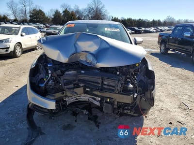 Piąte zdjęcie samochodu w środku: 2025 KIA SPORTAGE LX VIN:KNDPUCDG6S7213069 - miniatura