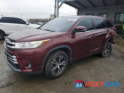 2017 TOYOTA HIGHLANDER LE 5TDZZRFH5HS221651 - główne zdjęcie licytacji z USA - miniatura