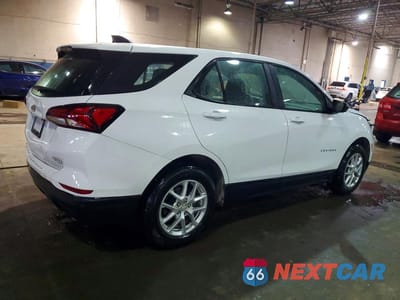 Trzecie zdjęcie samochodu z tyłu: 2024 CHEVROLET EQUINOX LS VIN:3GNAXHEG7RL323523 - miniatura