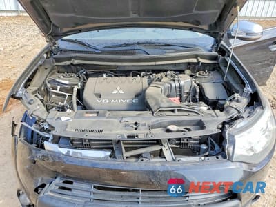 Zdjęcie 12 z 13 samochodu: 2015 MITSUBISHI OUTLANDER GT VIN:JA4JZ4AX6FZ001424 - miniatura