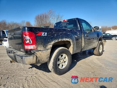 Trzecie zdjęcie samochodu z tyłu: 2010 GMC SIERRA K1500 SLE VIN:1GTPKVE0XAZ222721 - miniatura