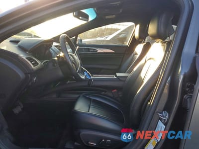 Zdjęcie 7 z 12 samochodu: 2017 LINCOLN MKZ PREMIERE VIN:3LN6L5B91HR630210 - miniatura