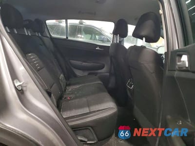 Zdjęcie 11 z 12 samochodu: 2017 KIA SPORTAGE LX VIN:KNDPMCAC8H7240168 - miniatura