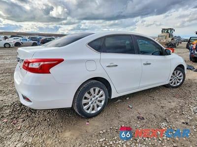 Trzecie zdjęcie samochodu z tyłu: 2016 NISSAN SENTRA S VIN:3N1AB7AP3GY252878 - miniatura