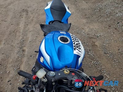 Piąte zdjęcie samochodu w środku: 2015 SUZUKI GSX-R600 VIN:JS1GN7FA2F2101363 - miniatura