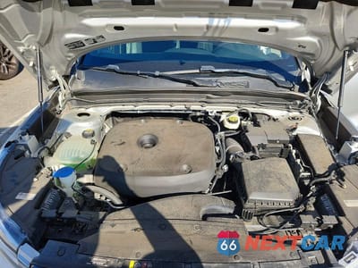 Zdjęcie 12 z 13 samochodu: 2019 VOLVO XC40 T5 R-DESIGN VIN:YV4162UM2K2110113 - miniatura