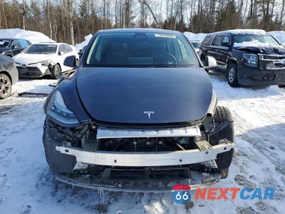 Piąte zdjęcie samochodu w środku: 2022 TESLA MODEL Y VIN:7SAYGDEEXNF385041 - miniatura