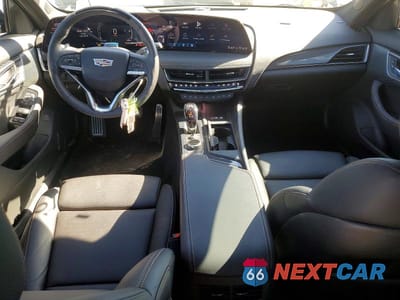 Zdjęcie 8 z 13 samochodu: 2026 CADILLAC CT5 SPORT VIN:1G6DP5RK9T0103665 - miniatura