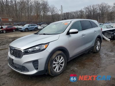 2020 KIA SORENTO LX V6 5XYPGDA53LG620268 - główne zdjęcie licytacji z USA - miniatura
