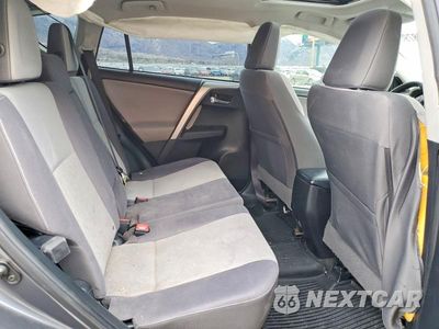 Zdjęcie 11 z 12 samochodu: 2015 TOYOTA RAV4 XLE VIN:JTMRFREVXFD143912 - miniatura