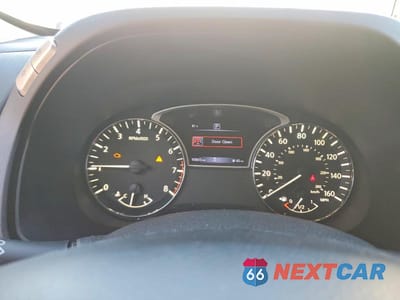 Zdjęcie 9 z 12 samochodu: 2018 NISS PATHFINDER S VIN:5N1DR2MNXJC668585 - miniatura