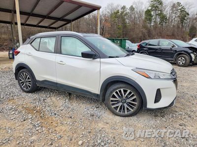 Czwarte zdjęcie samochodu z boku: 2022 NISSAN KICKS SV VIN:3N1CP5CV7NL479821 - miniatura