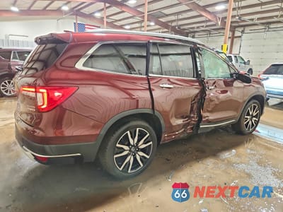 Trzecie zdjęcie samochodu z tyłu: 2021 HONDA PILOT TOURING VIN:5FNYF6H60MB034928 - miniatura
