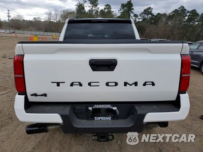 Zdjęcie 6 z 12 samochodu: 2026 TOYOTA TACOMA DOUBLE CAB VIN:3TMLB5JN1TM215113 - miniatura