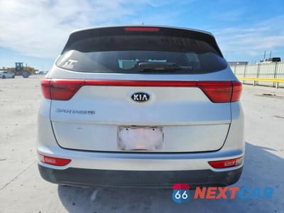 Zdjęcie 6 z 12 samochodu: 2017 KIA SPORTAGE LX VIN:KNDPM3AC4H7134705 - miniatura