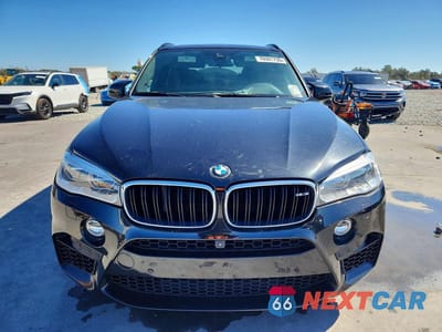 Piąte zdjęcie samochodu w środku: 2017 BMW X5 M VIN:5YMKT6C38H0U39118 - miniatura