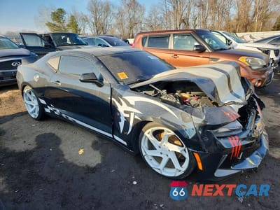 Czwarte zdjęcie samochodu z boku: 2018 CHEVROLET CAMARO LT VIN:1G1FB1RS5J0167897 - miniatura