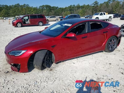 2024 TESLA MODEL S 5YJSA1E62RF533653 - główne zdjęcie licytacji z USA - miniatura